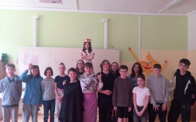 7.M nacvičila divadelní představení Jan Hus